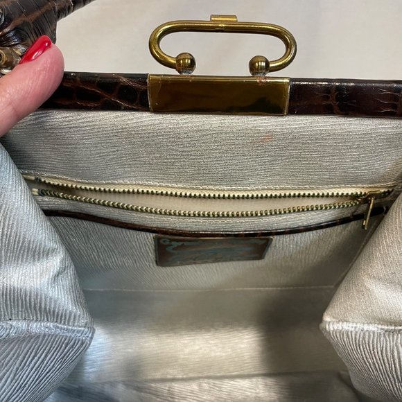 Vintage Gold Line 1960's genuine alligator handbag - Picture 10 of 13